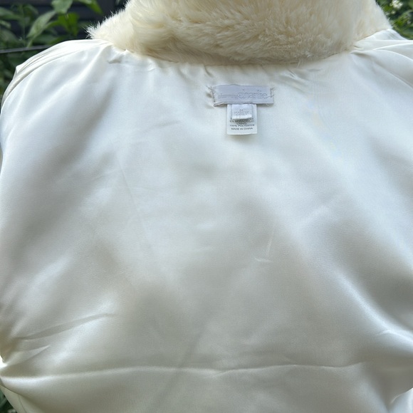 Snowy Faux Fur Bolero M - Picture 5 of 9